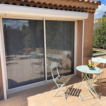 Studio Charmant Avec Terrasse Lançon-Provence Exterior foto